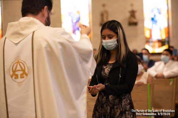 first-communion-setembro-5-2020-33947543154F-9BAF-8307-9882-4D81B2A91BD4.jpg